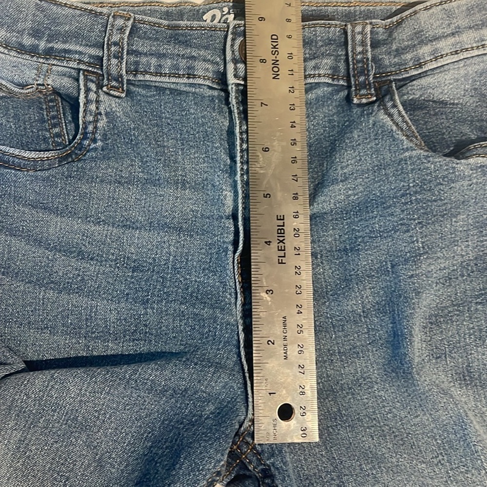 3/$20 B’gosh girls size 8r classic blue jeans - Picture 11 of 11